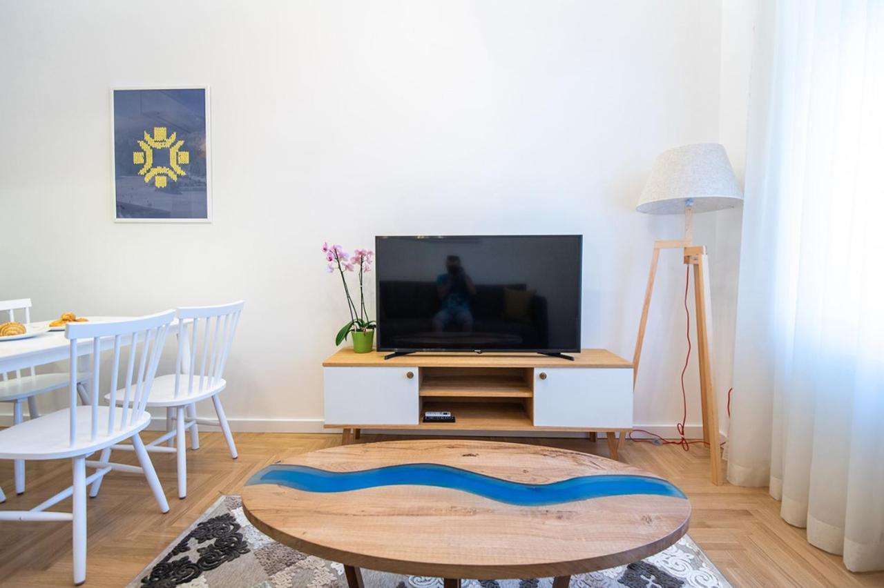 Luxury Suite In City Centre سراييفو المظهر الخارجي الصورة